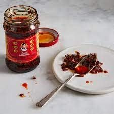 Laoganma Peanuts in Chilli Oil, 275 g 3