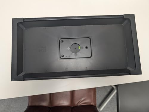 Aston Martin AMR24 F1 1:24 Scale Die-Cast Model Car - Officially Licensed Metal Display Model 18