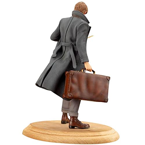 Kotobukiya Fantastic Beasts Newt Scamander Artfx+ Statue (SV229)