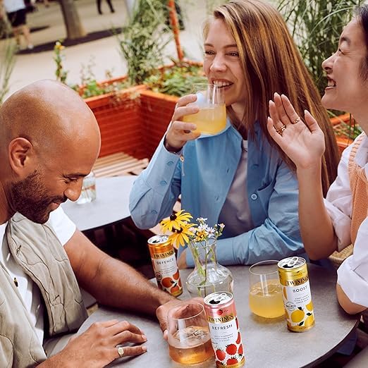 Twinings Defence - Orange and Passionfruit Flavoured Sparkling Tea - Refreshing, No Added Sugar, Vegan, Low Calorie