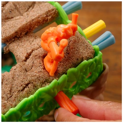 Spin Master Games Sink N’ Sand Quicksand Kids Board Game with Kinetic Sand 17