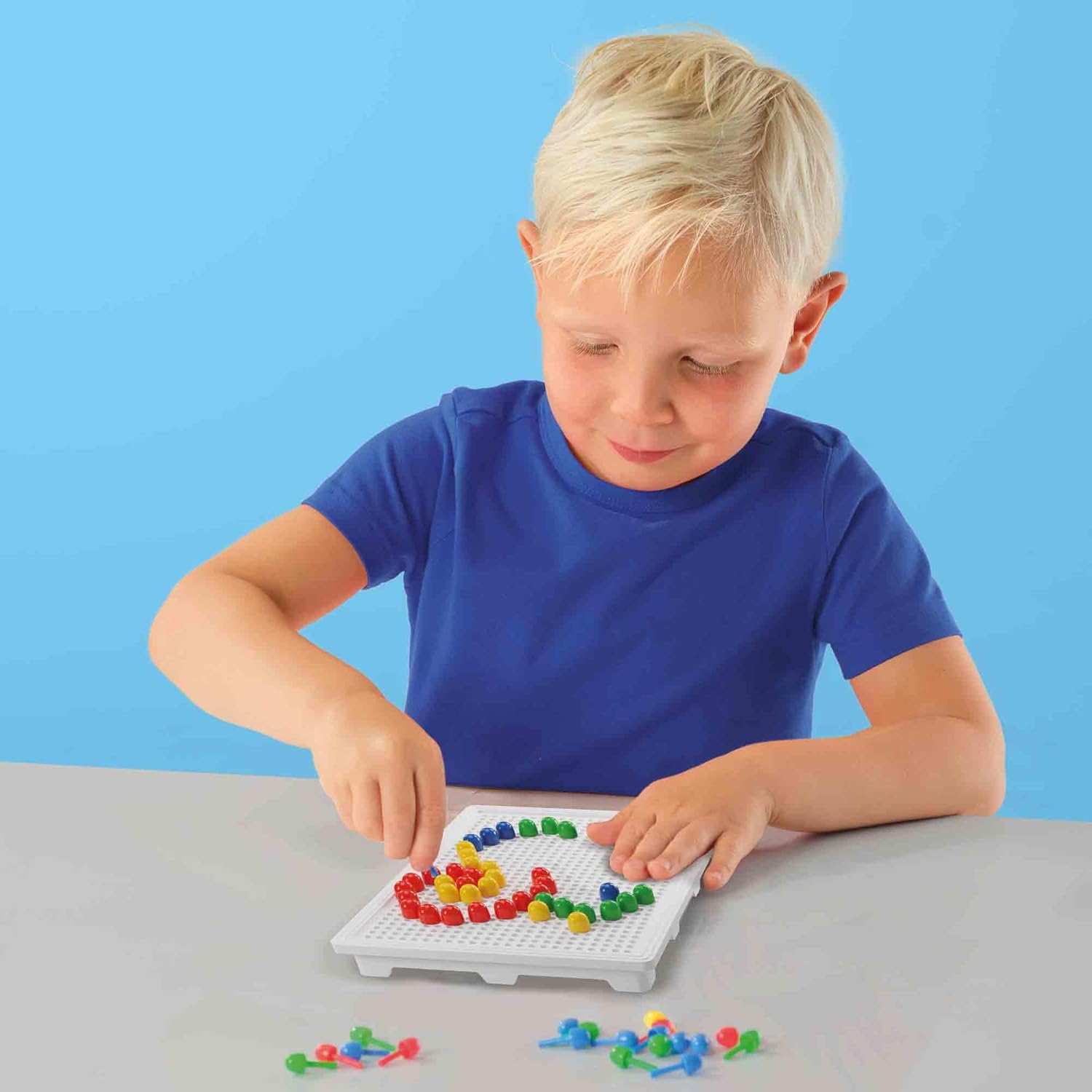 SES Creative 14046 Mosaic Board Compact - Reusable Arts & Crafts Set for Kids 3