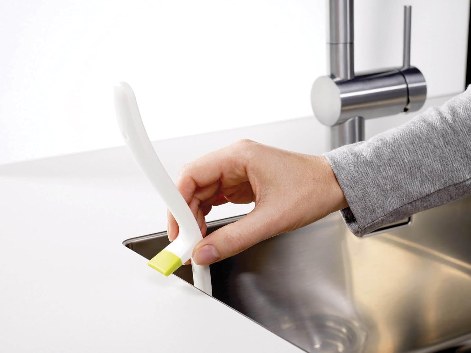 Joseph Joseph Edge Dish Brush - Green 6