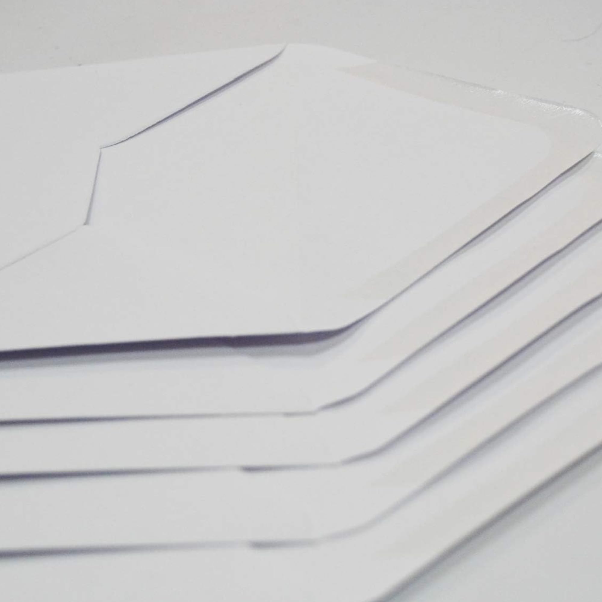 Craft UK Limited White Scalloped Cards & Envelopes - 50 Pack | 6 x 6 Inch | Paper 6