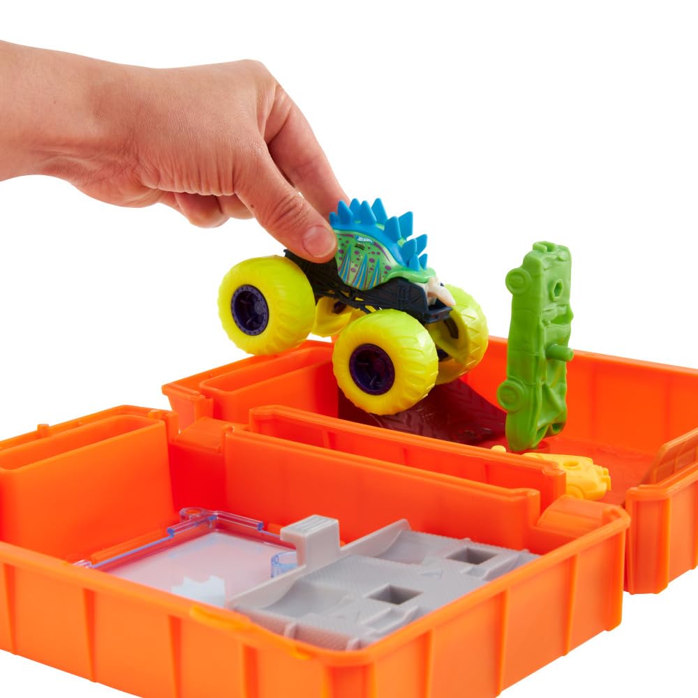 Hot Wheels Monster Trucks Fuel N' Go Gas Can Playset - 1:64 Scale Action Vehicle Set for Kids 6