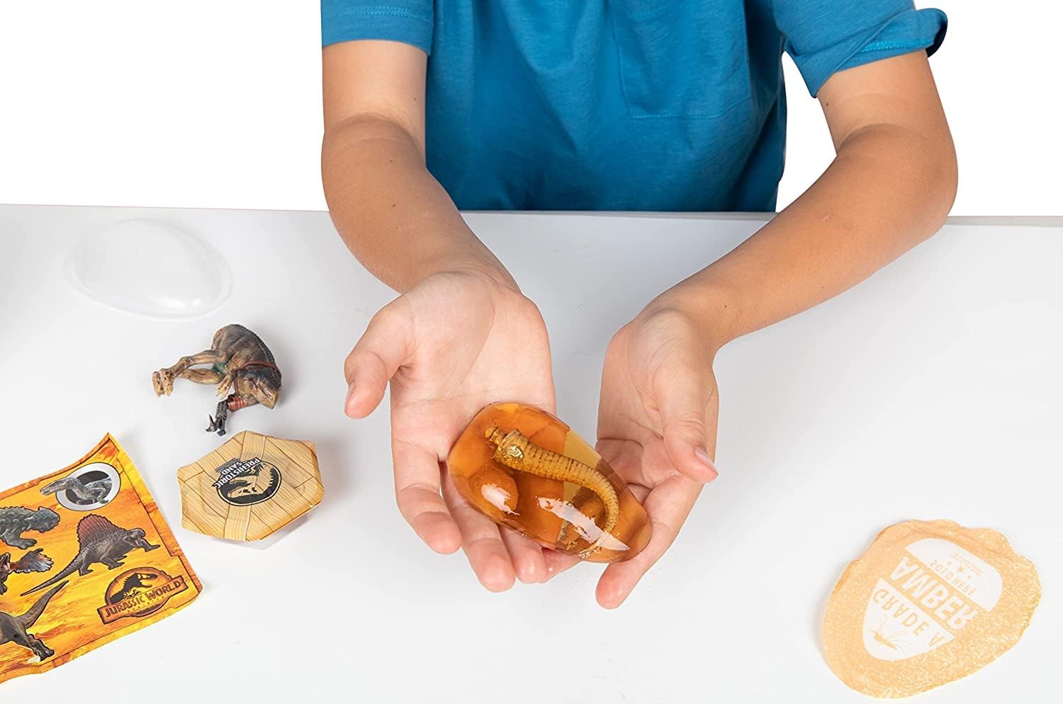 Jurassic World Captivz Dominion Surprise Egg - Super-Sized Pop N Lock Dinosaur Playset 8