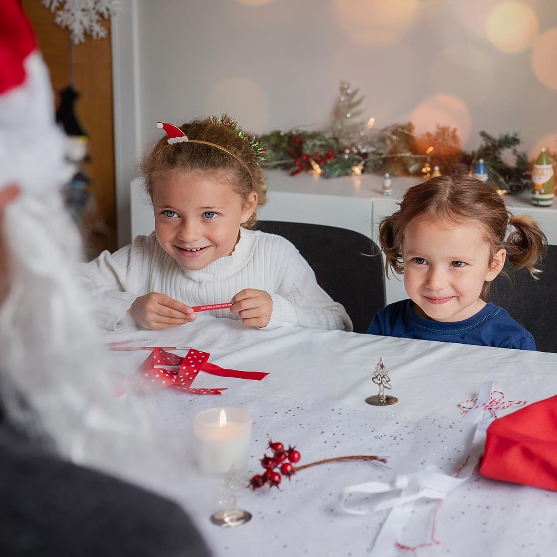 Talking Tables Christmas Family Bingo Game with Festive Red, Green, Gold & Silver Design 4