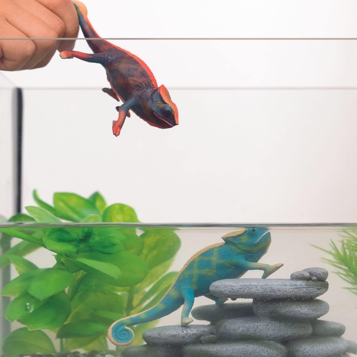 SCHLEICH 14858 Wild Life Chameleon Figurine - Color-Changing Reptile Toy for Kids 3-8 10