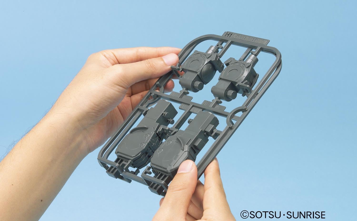 BANDAI SPIRITS RX-78-2 GUNDAM 1/48 Mega Size Model Kit | Snap-Fit Assembly | Multi-Color Molding 2