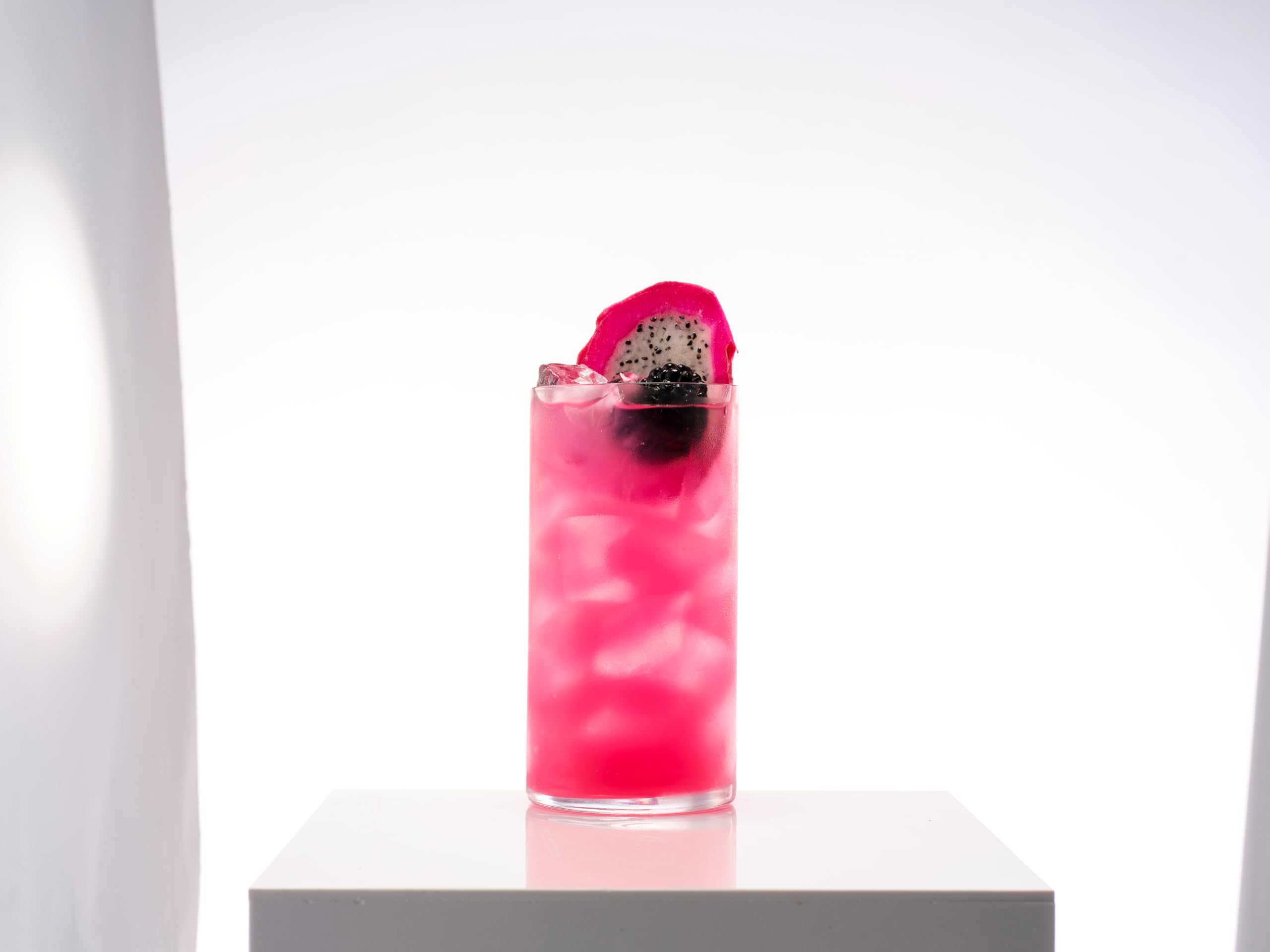 J2O Blackberry & Dragonfruit 275ml Bottle (Pack of 4) 4