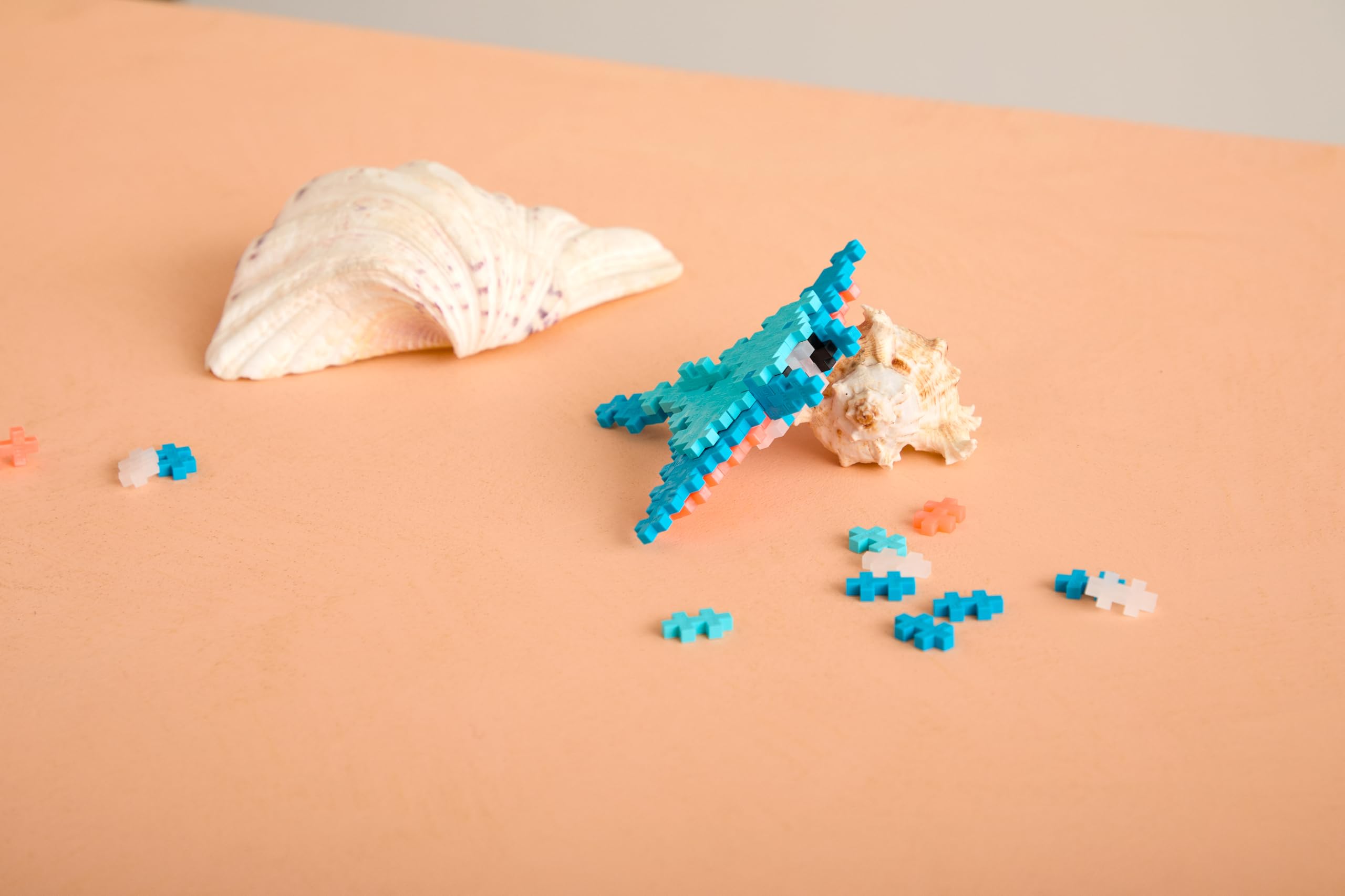 PLUS PLUS Building Blocks Toy - 100-Piece Manta Ray Set for Creative Building 3