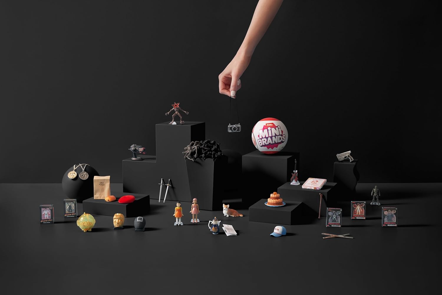 Mini Brands Netflix Capsule by ZURU - Surprise Collectible Minis from Stranger Things, Bridgerton & Squid Game 4