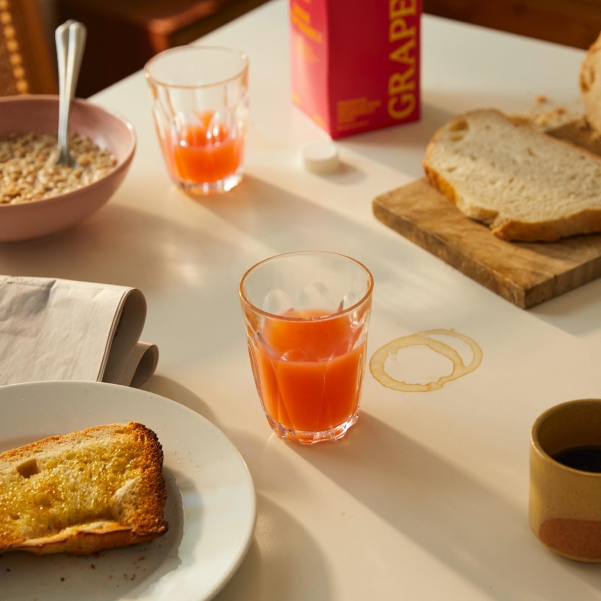 Eager - Pink Grapefruit Juice 100% Squeezed, Refreshing Fruit Drink, Not from Concentrate 3