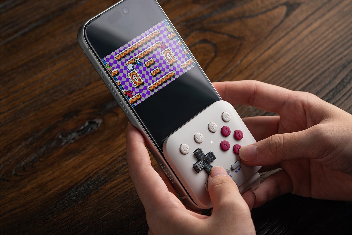 8BitDo FlipPad Mobile Gaming Controller - Flip-Style, USB-C Plug and Play, iOS/Android 2