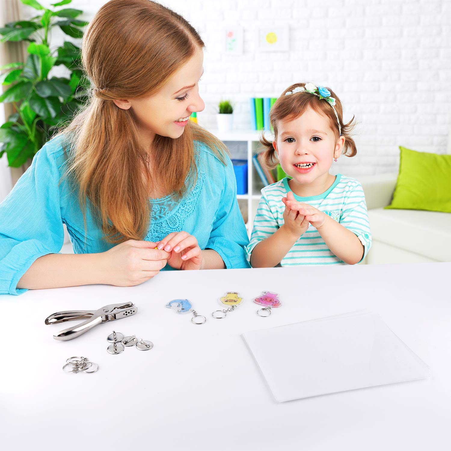 ASTARON 181Pcs Shrinking Plastic Sheets Kit - DIY Craft Kit for Keychains, Earrings & Jewelry for Kids & Adults 3