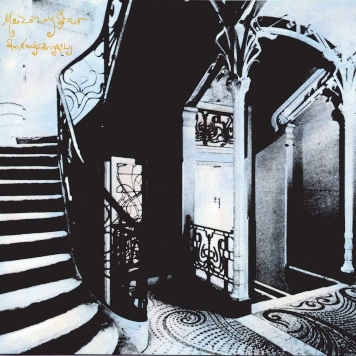 Mazzy Star - She Hangs Brightly [Audio CD]