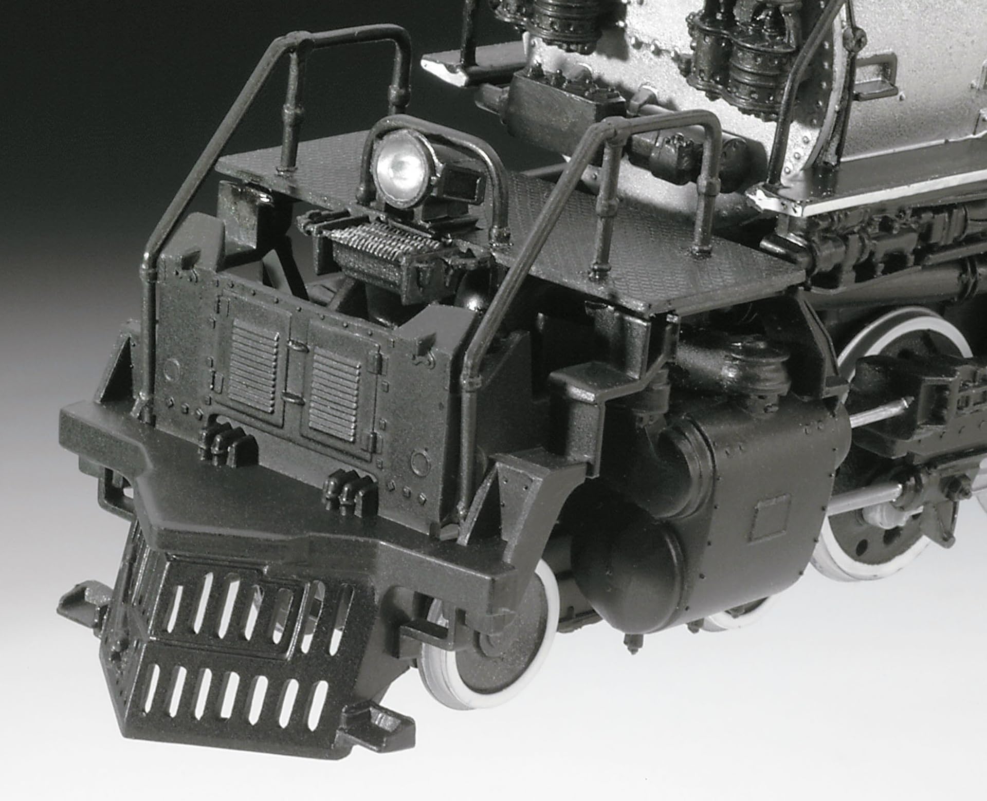 Revell Big Boy Locomotive Model Kit - 1:87 Scale | Plastic | 46.4 cm Length 3