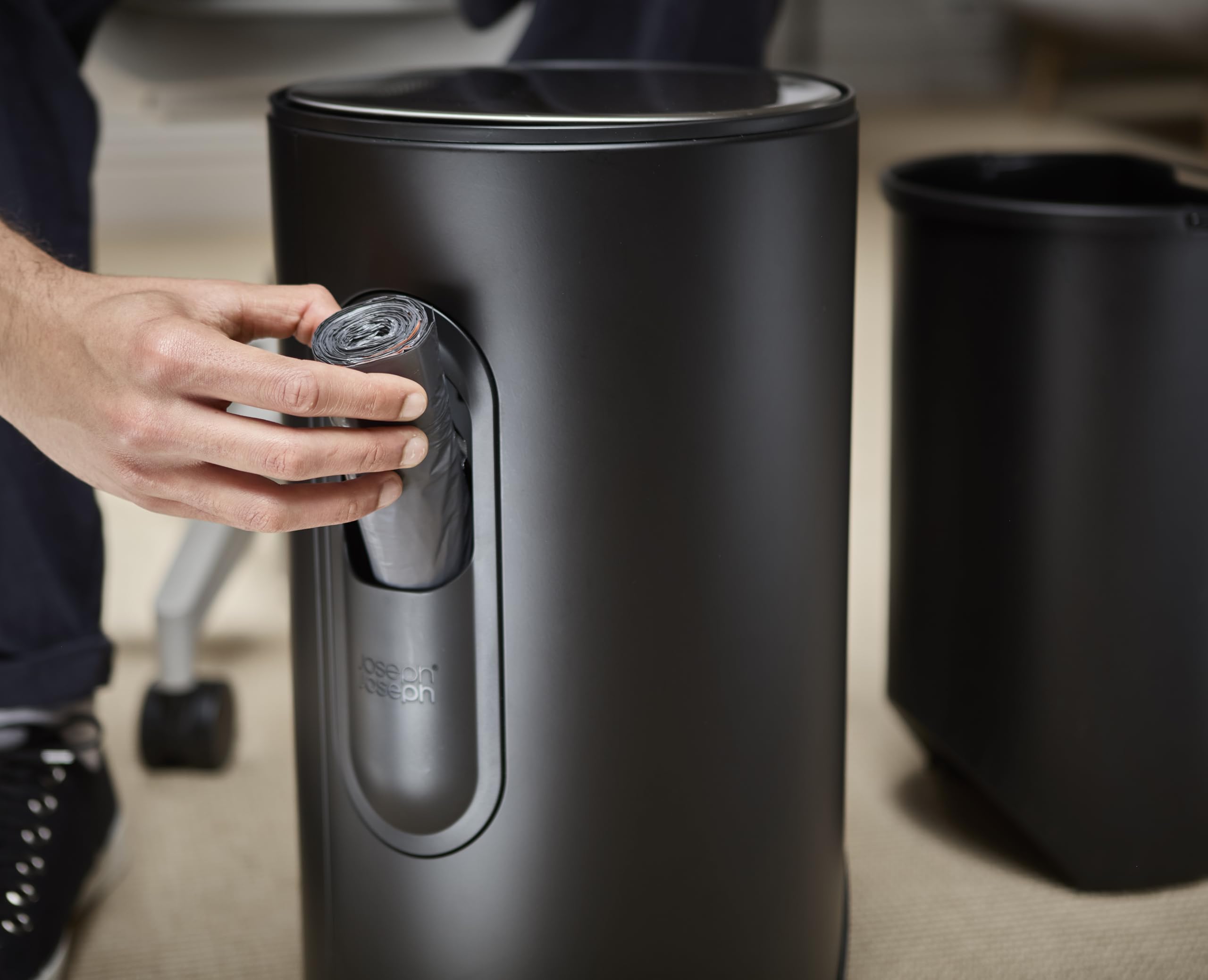 Joseph Joseph Eco IW9 Recycled Bin Liners, 10L Grey Drawstring Waste Bags, 20-Pack 3