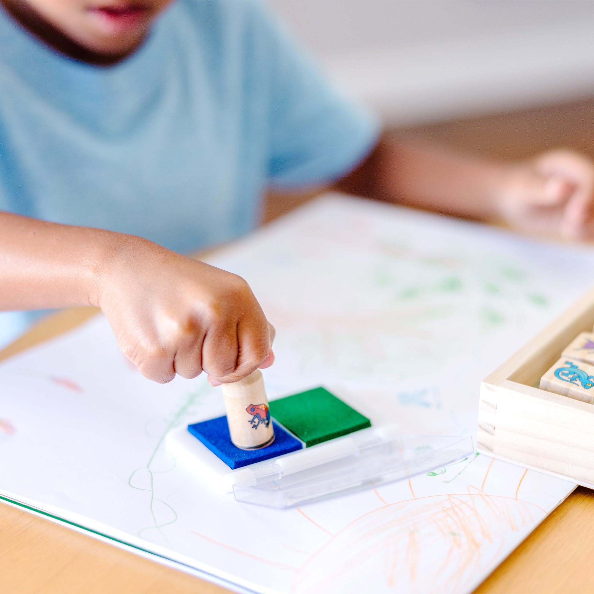 Melissa & Doug Stamp-a-Scene Rain Forest - 20-Piece Stamp Set with Colored Pencils & Ink Pad 9