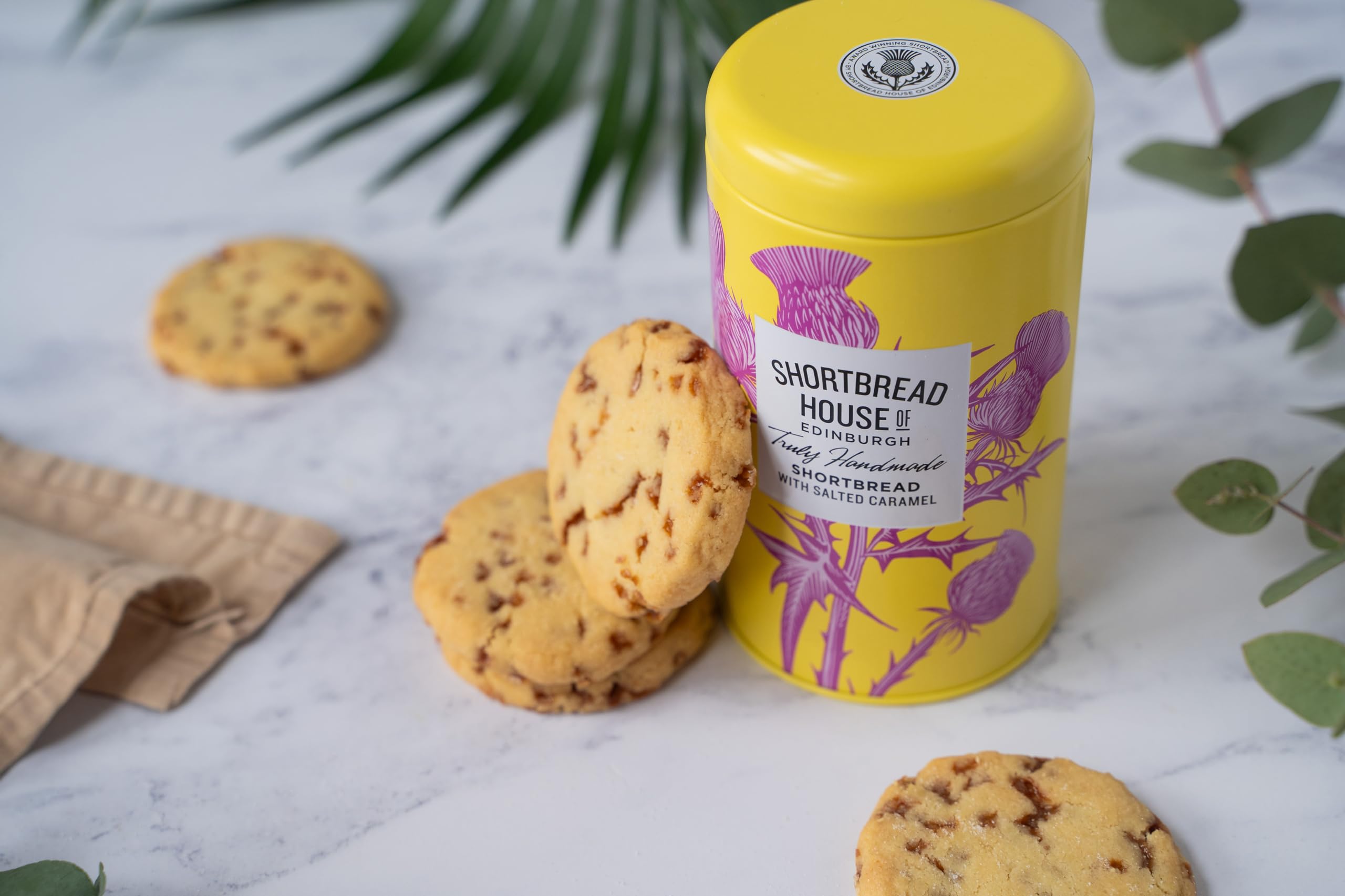Shortbread House of Edinburgh Handmade Butter Shortbread Biscuits with Salted Caramel - 140g Tin 3