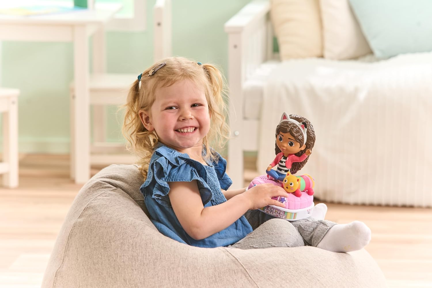 VTech Gabby's Dollhouse Story Tails with Gabby - Interactive Storyteller Toy for Ages 3+