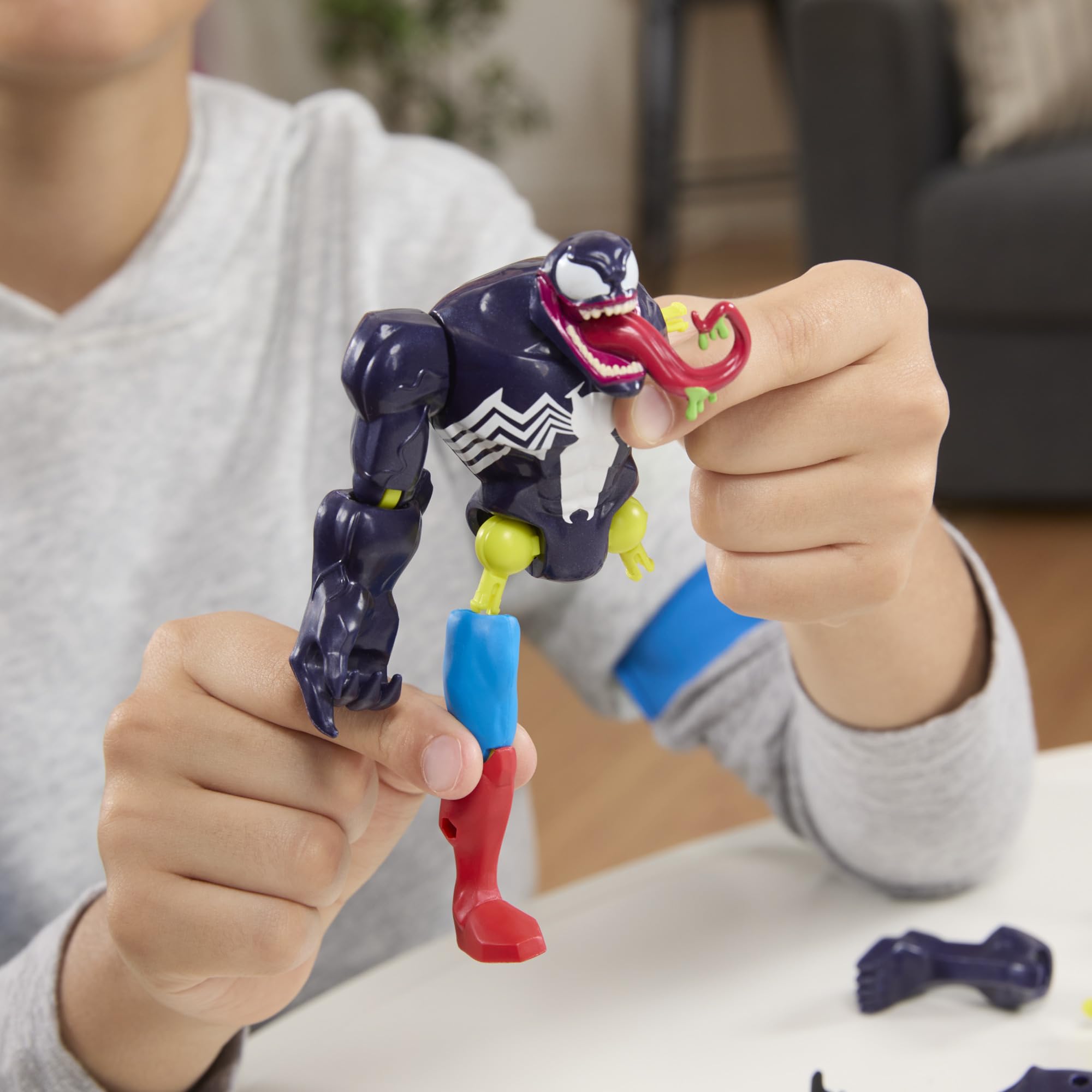 MixMashers Marvel Venom vs. Venomized Spider-Man Action Figure Set - Customizable Super Hero Toys for Kids 4