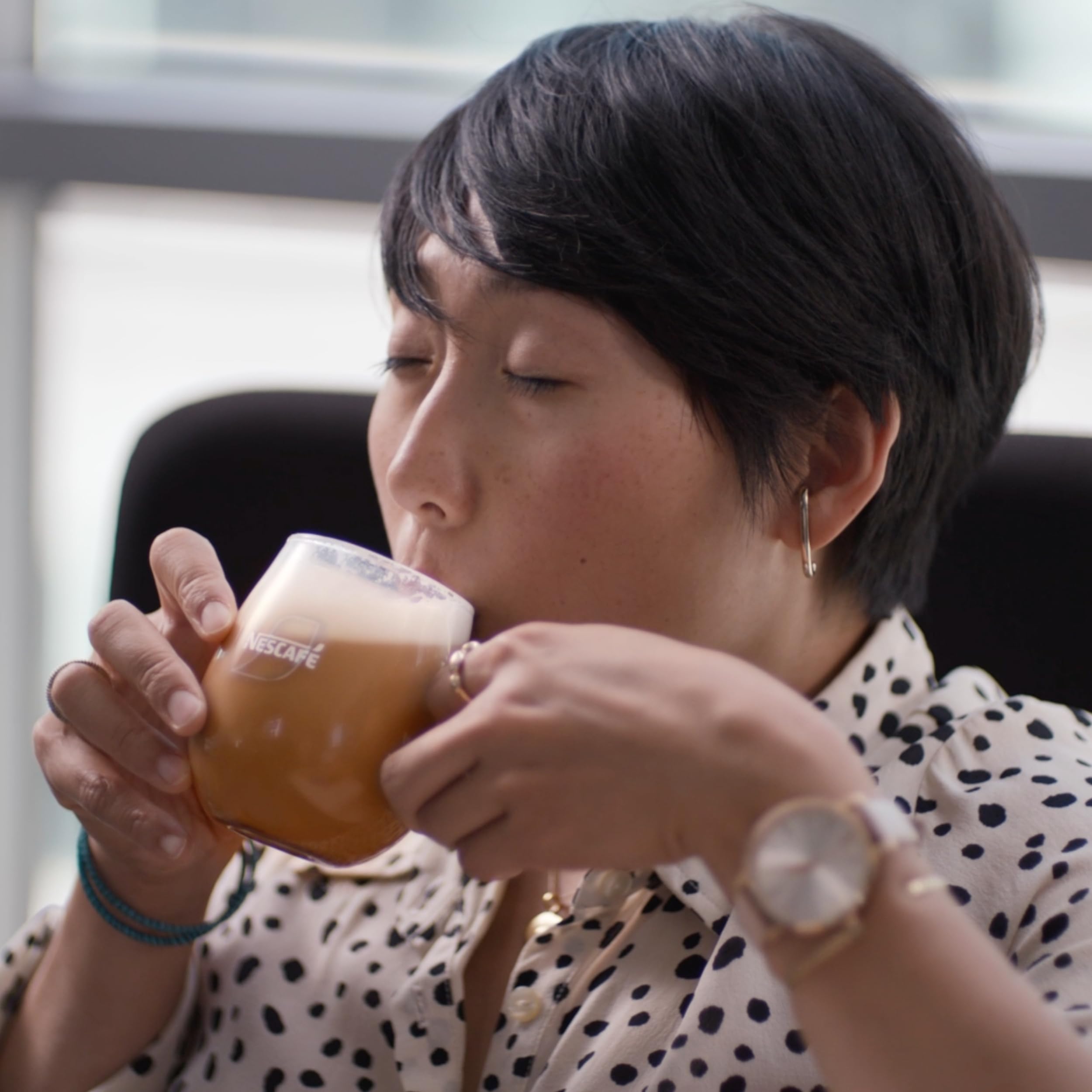 NESCAFÉ Gold Cappuccino Instant Coffee 12 x 15.5g Sachets - 100% Responsibly Sourced Coffee 6