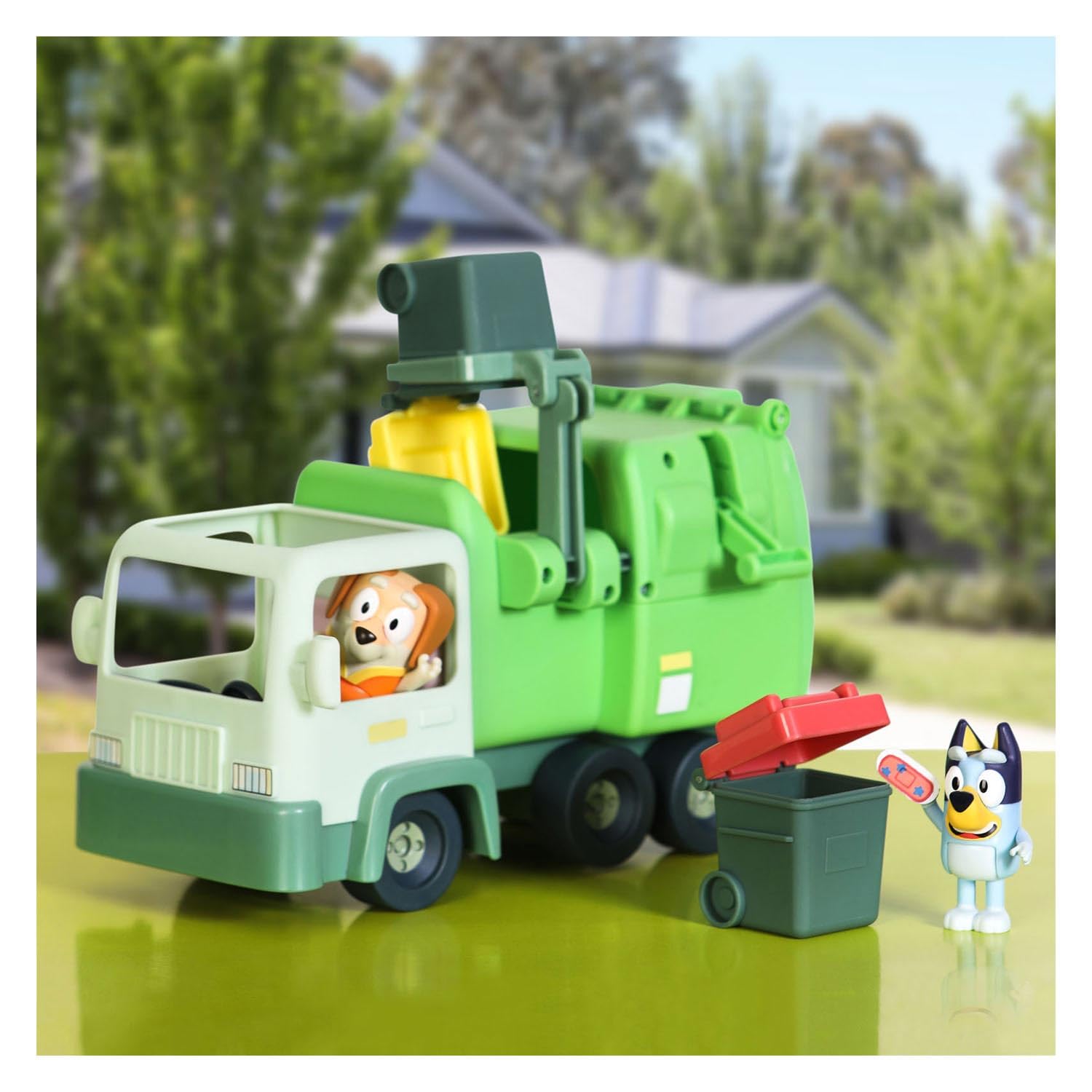 Bluey Garbage Truck Playset with Bluey and Bin Man Figures - Ages 3+ 3