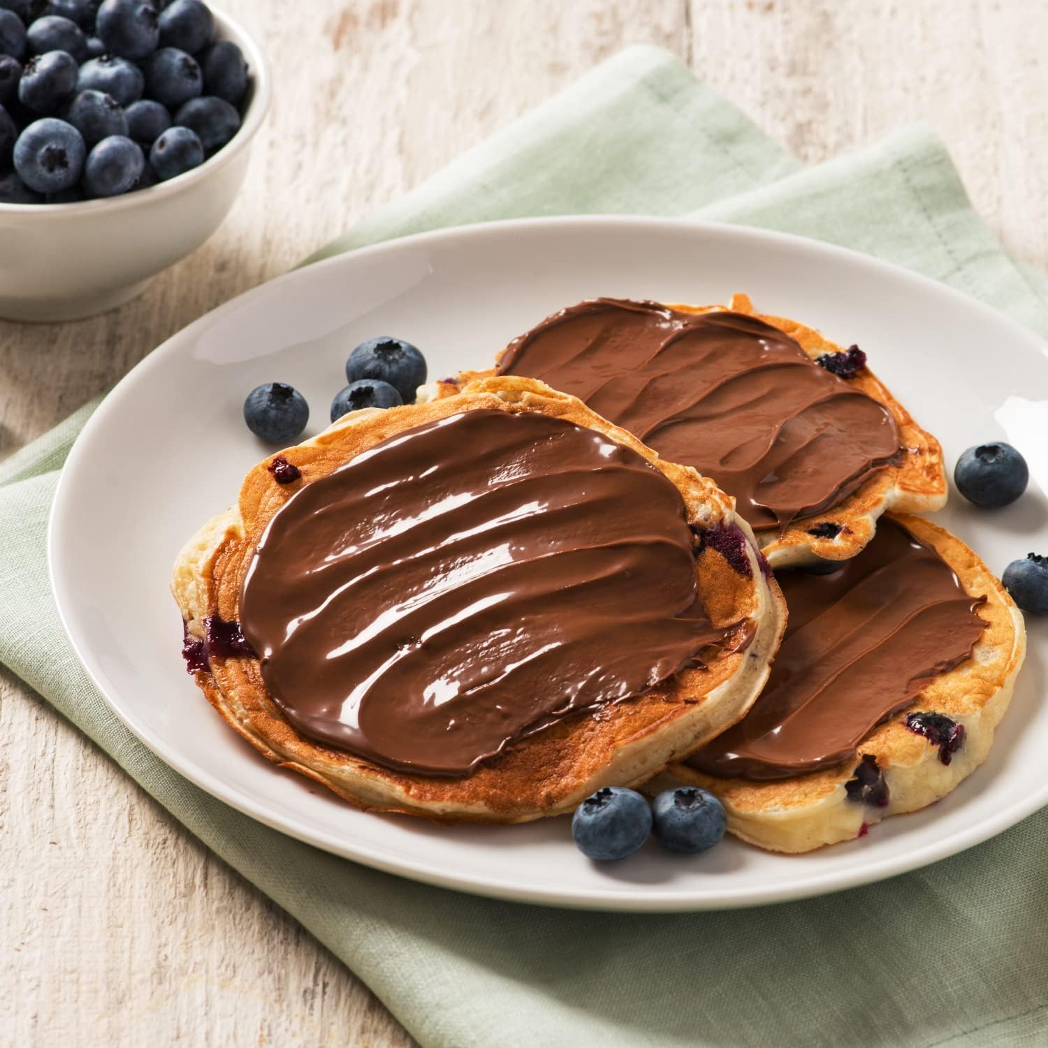 Nutella Hazelnut Chocolate Spread 200g - Breakfast & Snack Topping 9