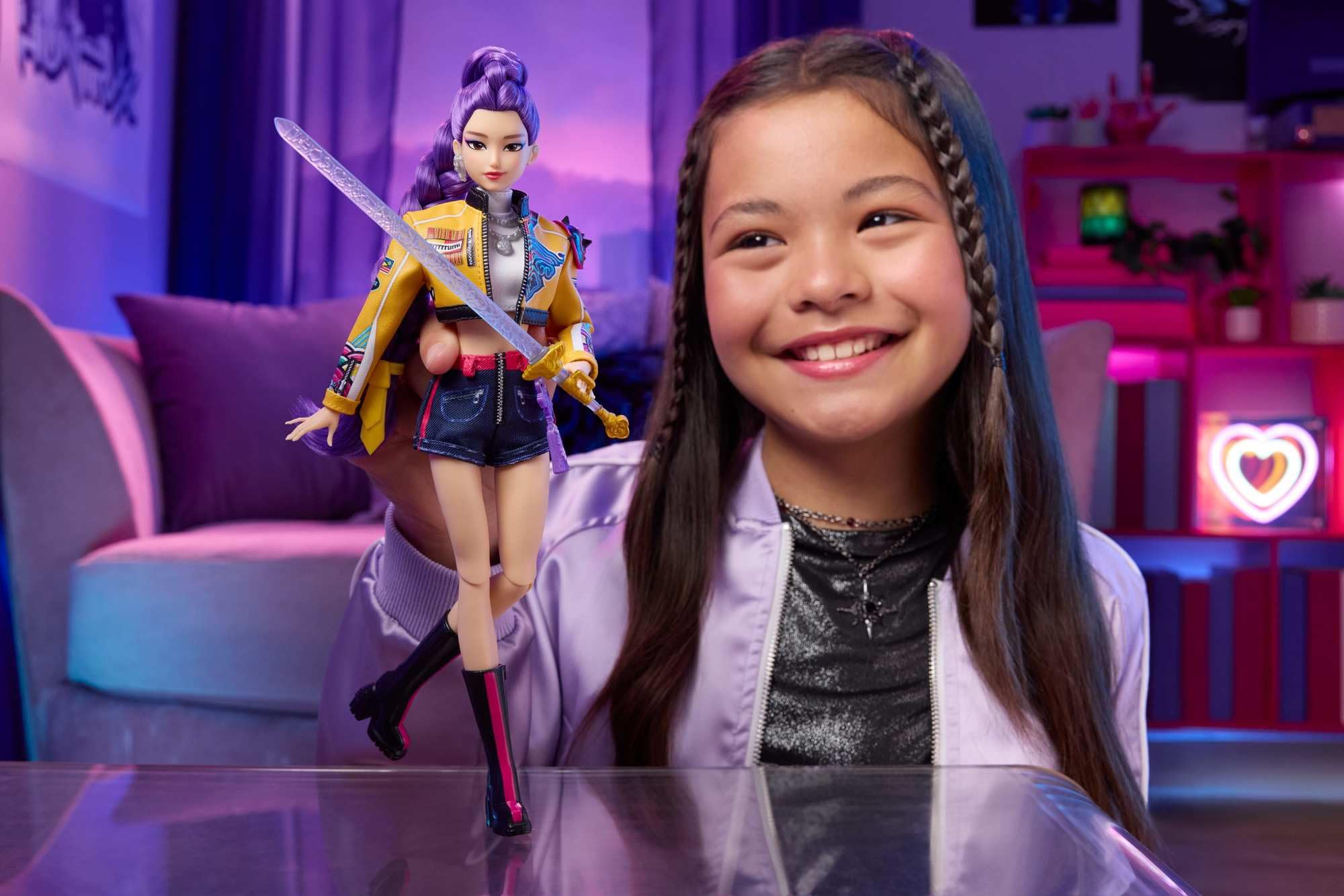 Mattel KPop Demon Hunters HUNTR/X Rumi Fashion Doll | Stage Outfit | Ages 4Y+ 2