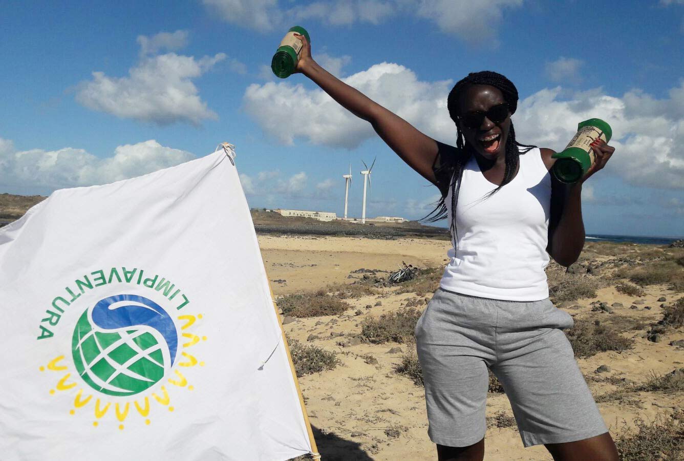 Relevo 100% Recycled Heavy Duty Bin Liners 30L - 15 Bags, Anti-Drip System, Blue Angel Certified 4