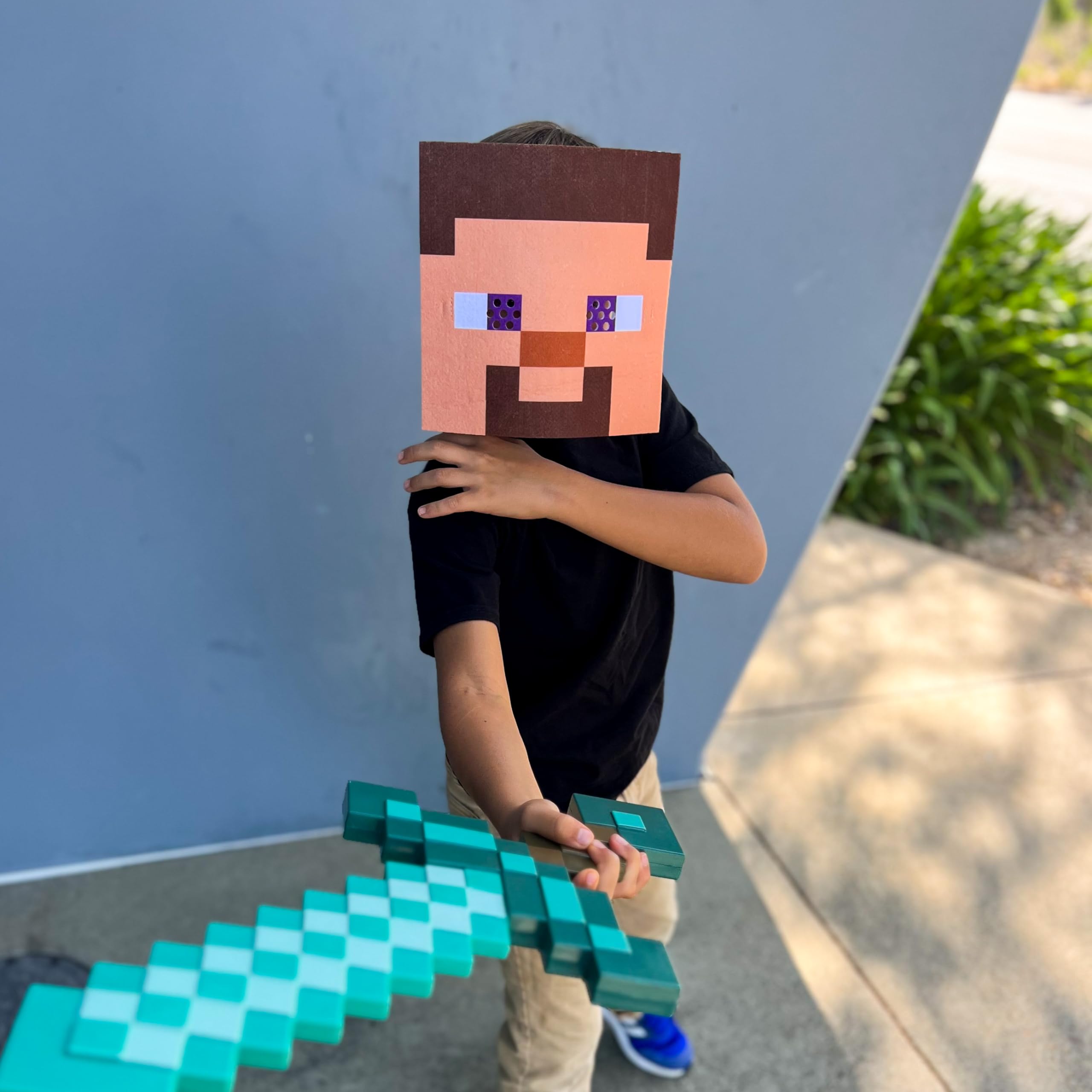 Disguise Minecraft Steve Mask and Diamond Sword Set - Kids Costume Accessories