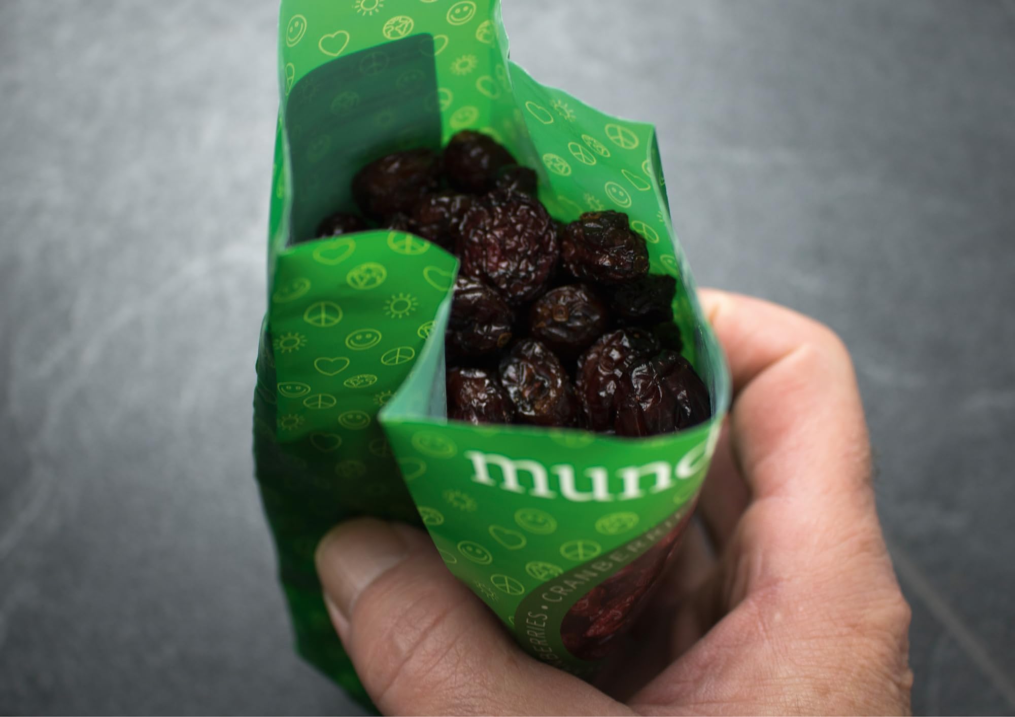 Mundo Feliz Organic Dried Cranberries - 5 x 100 g Pack | Unsweetened, No Added Sugar 4
