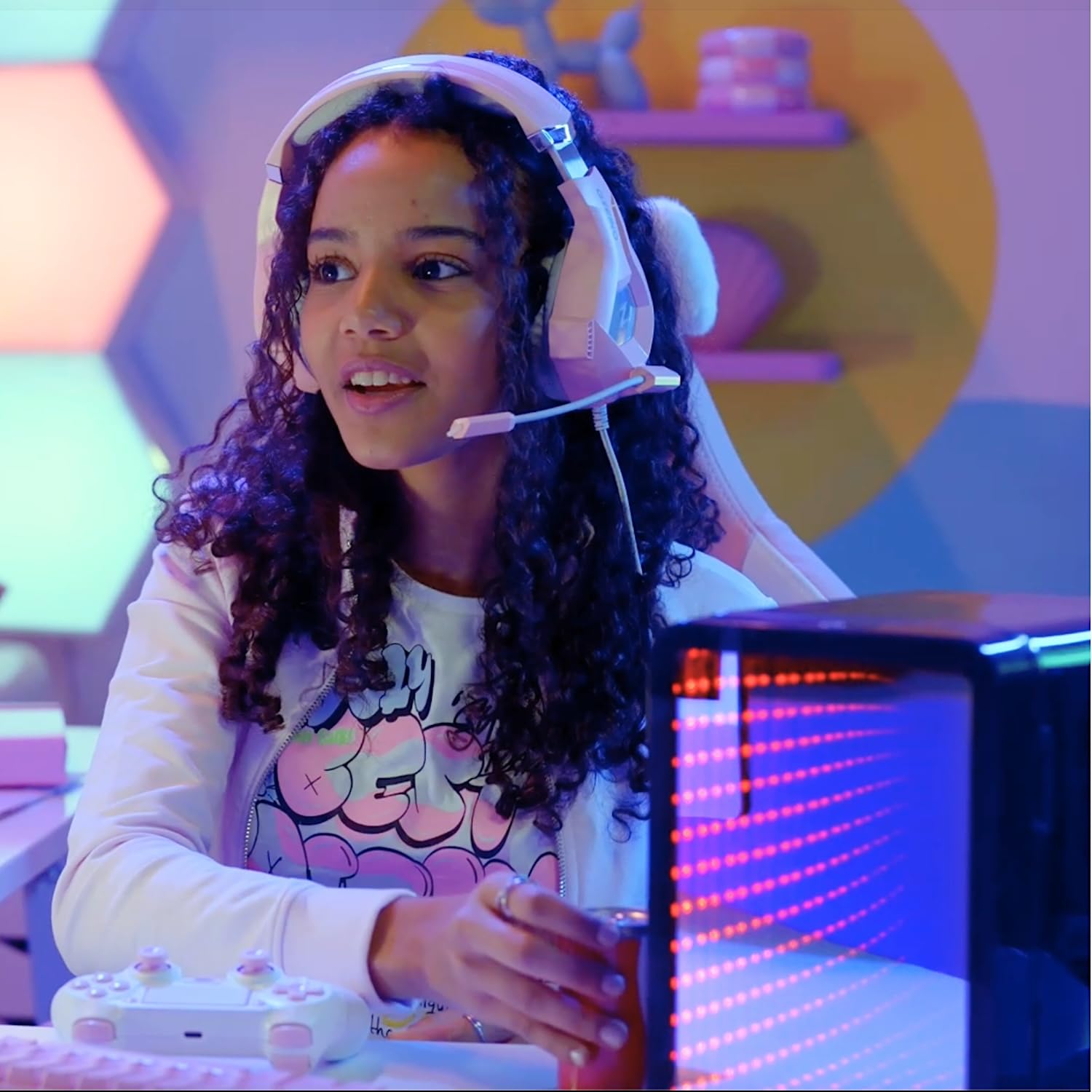 So Chill Mini Fridge with Infinity LED Effect - USB Powered Portable Cooler for Teens & Gamers 8