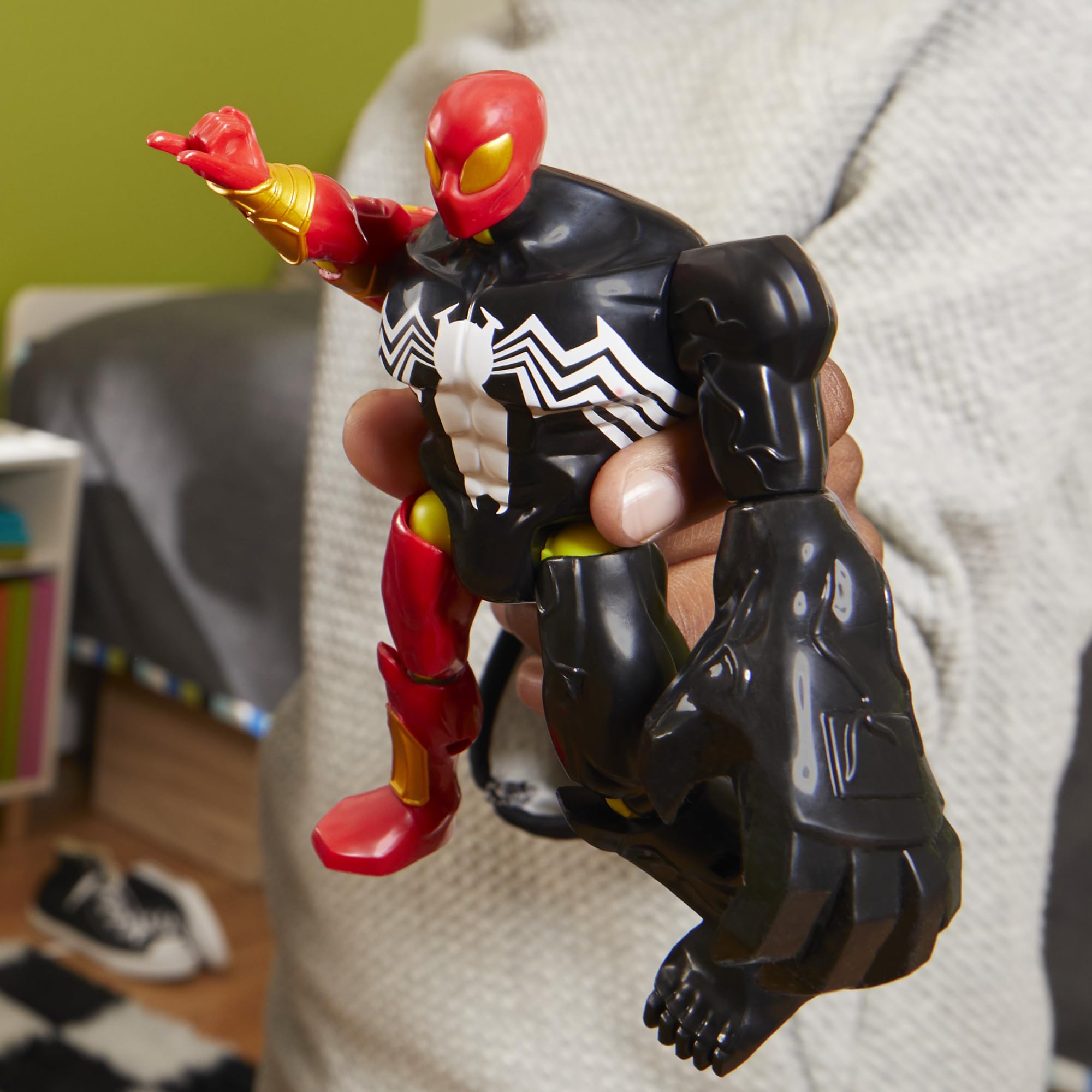 SPIDER-MAN MixMashers Iron Spider & Venom Mix-and-Match Action Figure 7