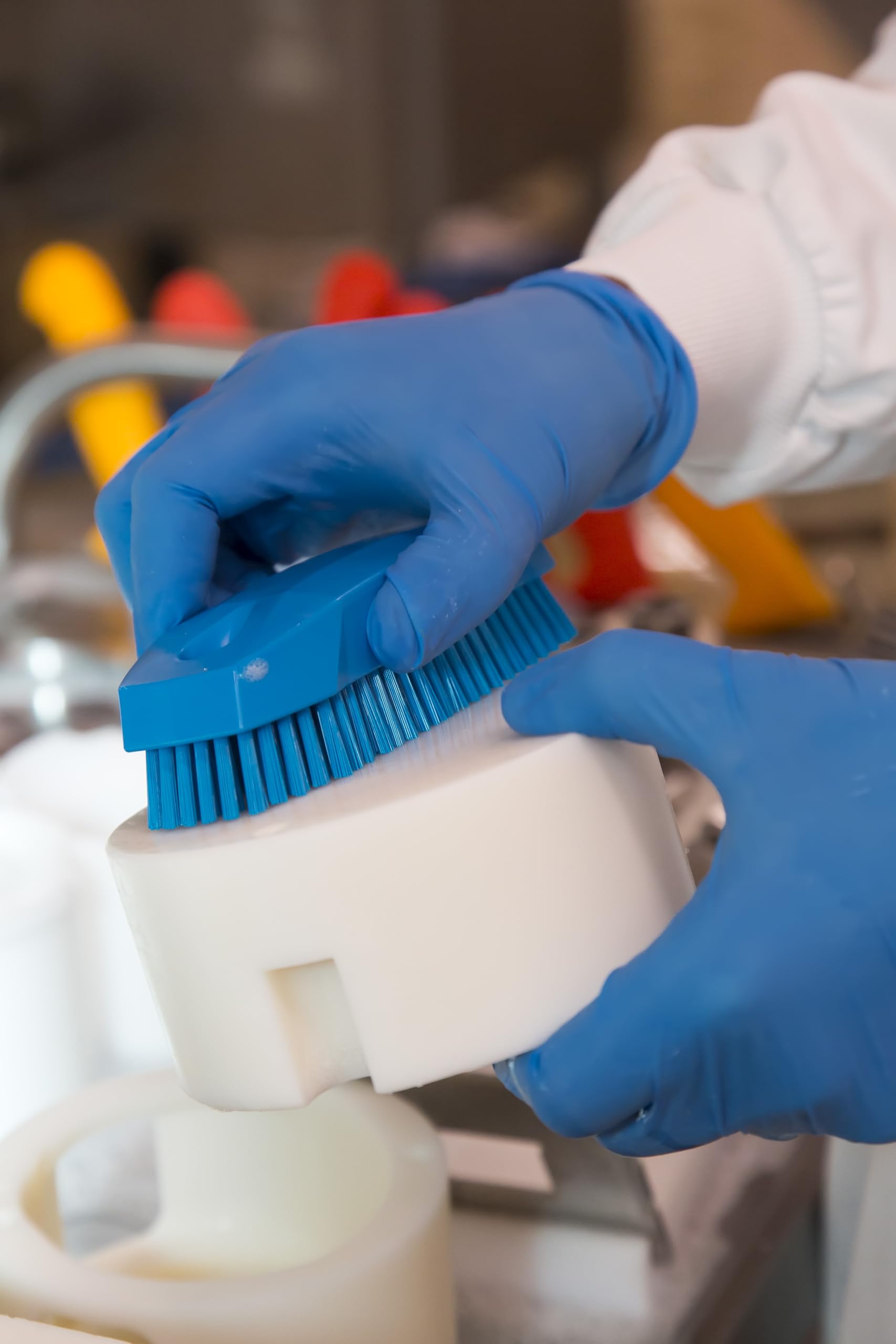 Kyowa clean Vikan Bathroom Cleaning Brush - Small Stiff Bristles | Polypropylene Green | 130x50x40mm 7