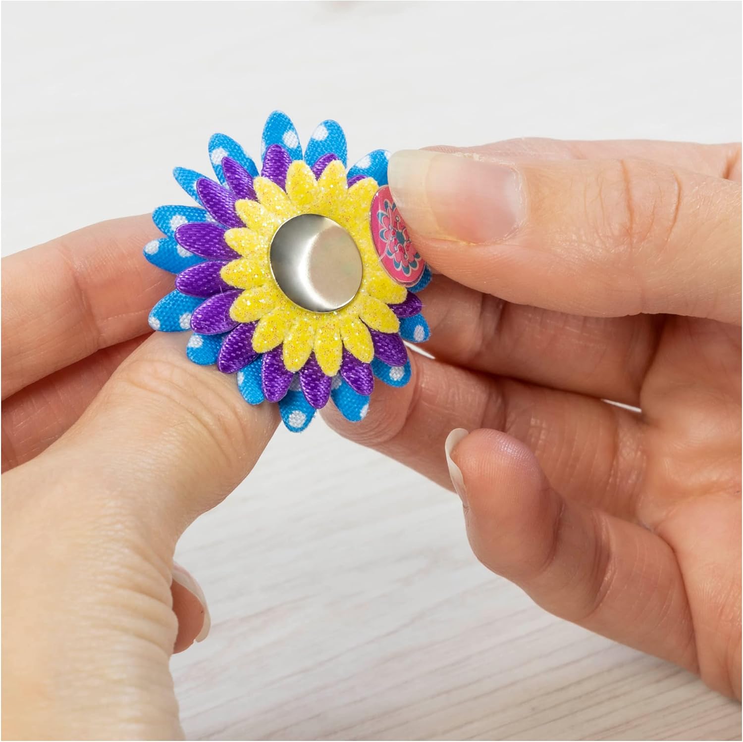Galt Flower Rings Craft Kit - 12 Fab Flower Rings for Kids Ages 6+