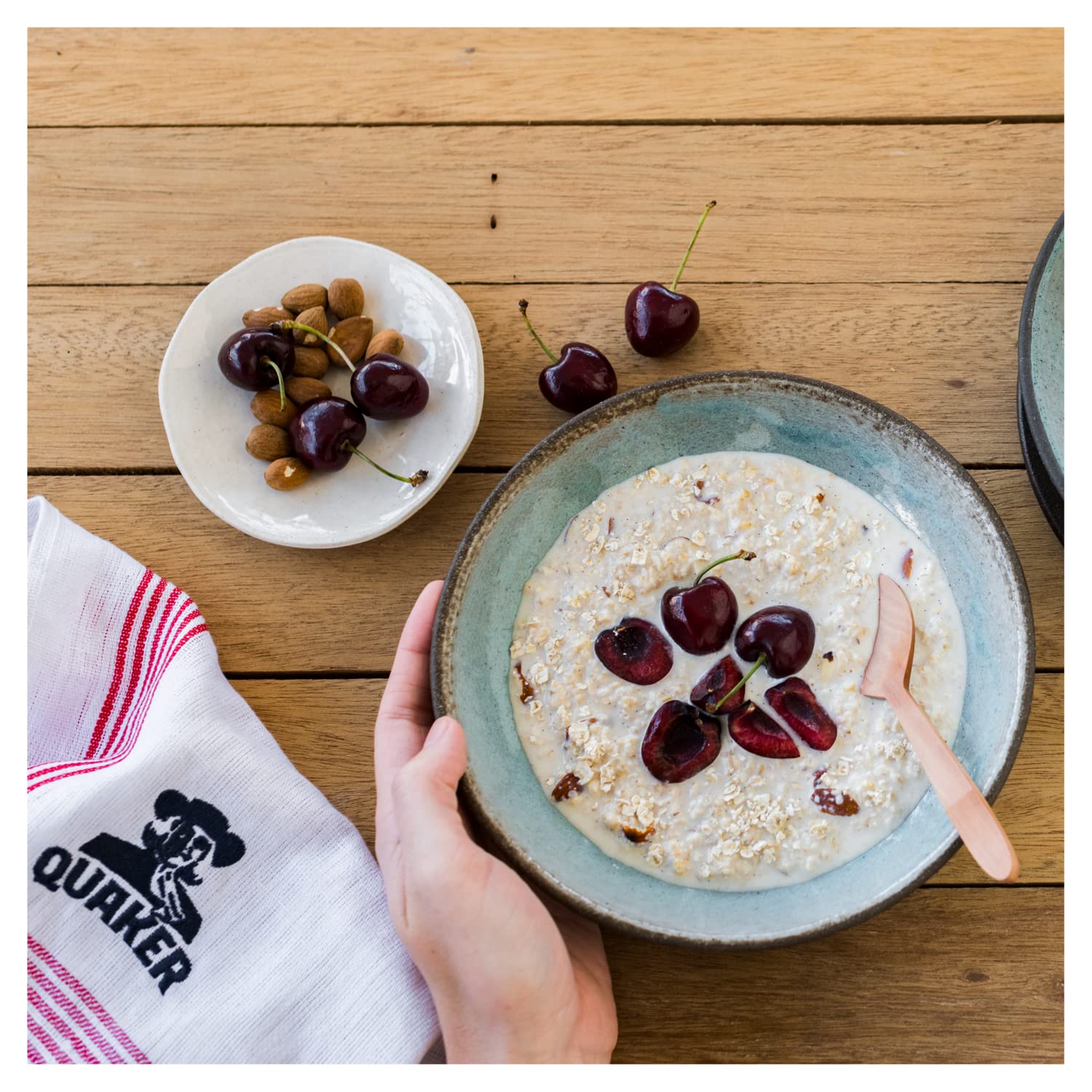 Quaker Oat So Simple Heaps of Fruit Banana and Strawberry Flavour Porridge 3