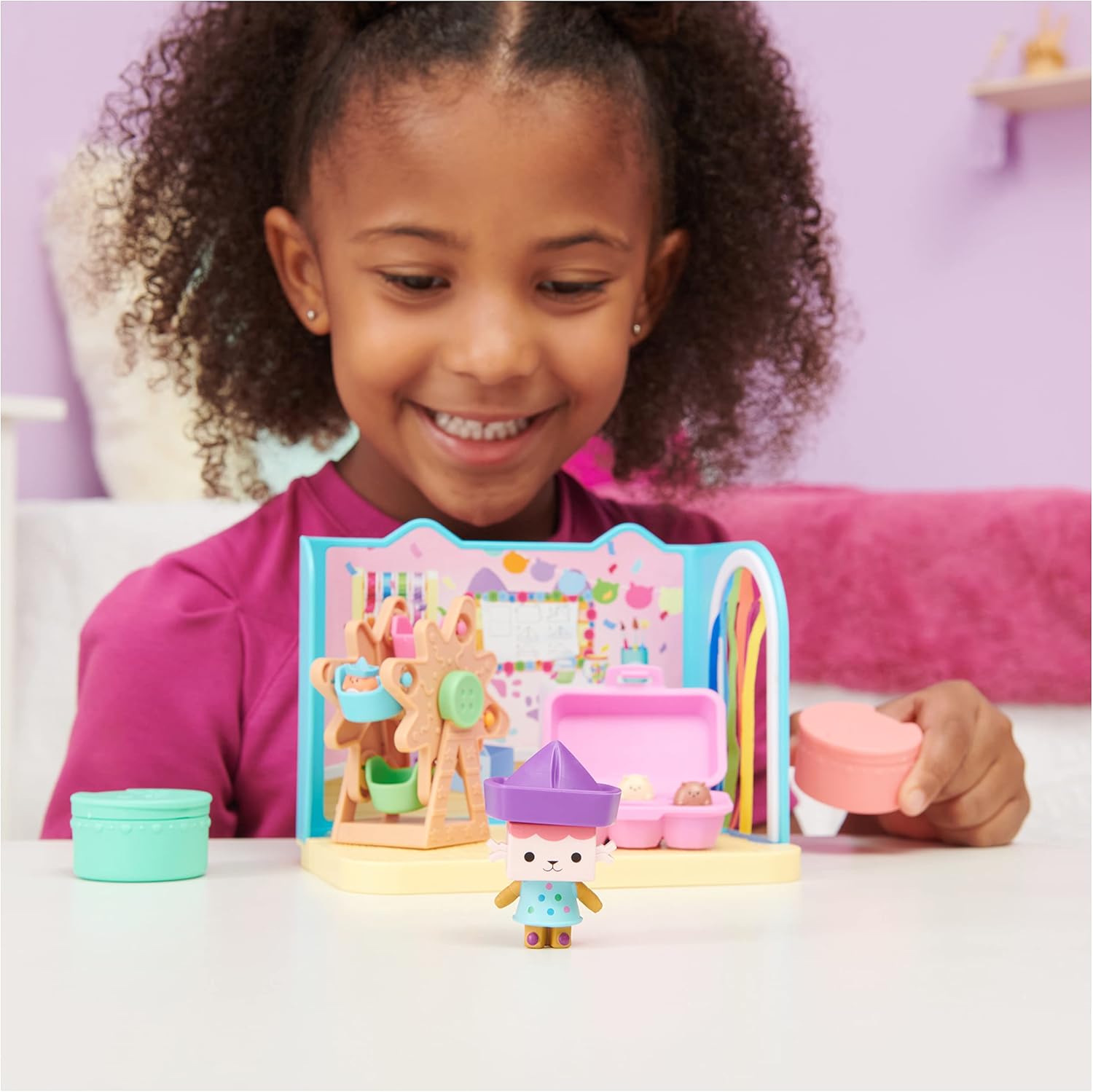 Gabby's Dollhouse Baby Box Craft-a-riffic Room Playset with Baby Box Cat Figure 3