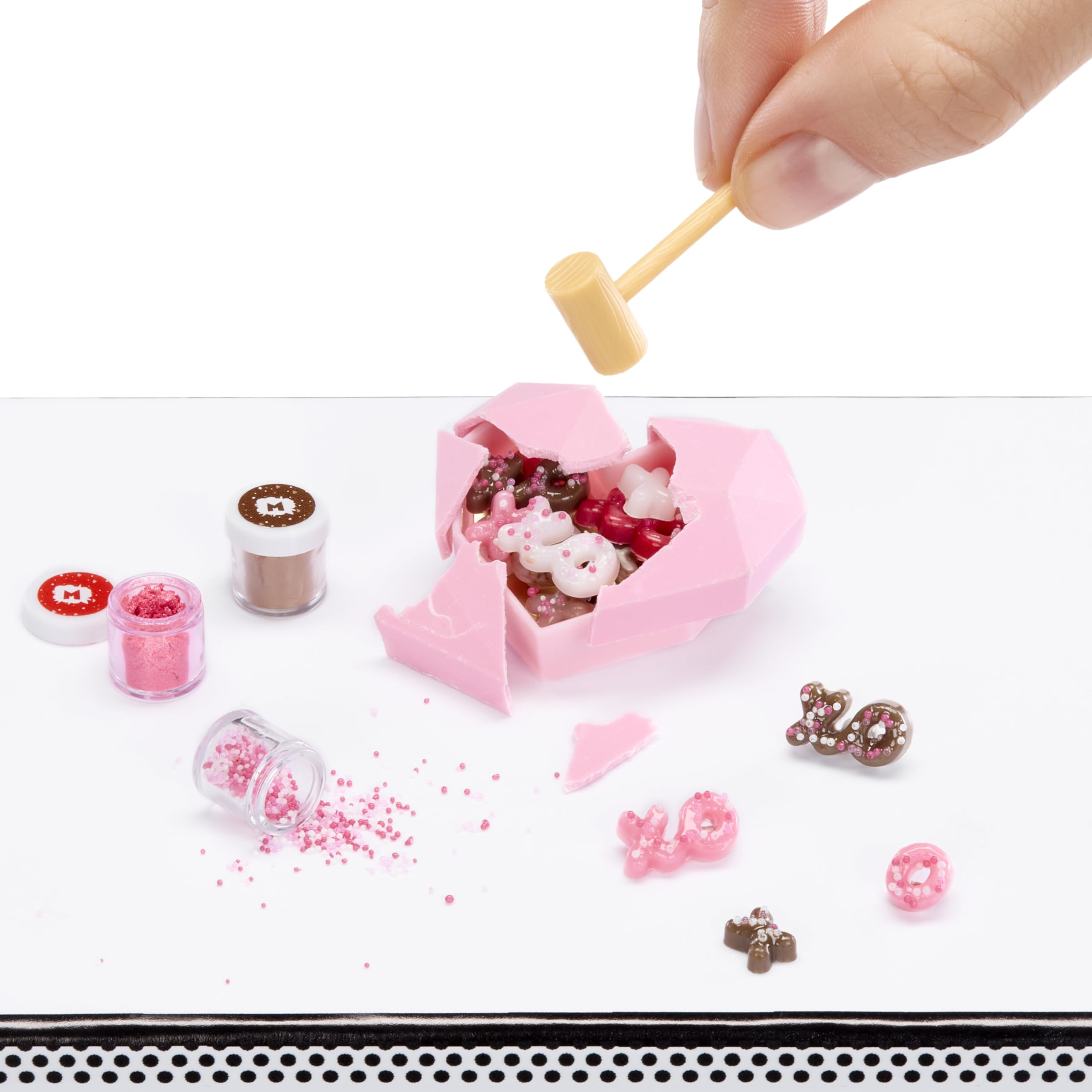 MGA's Miniverse Make It Mini With Love - DIY Resin Collectables, Valentine’s Day Series | Ages 8+ 3