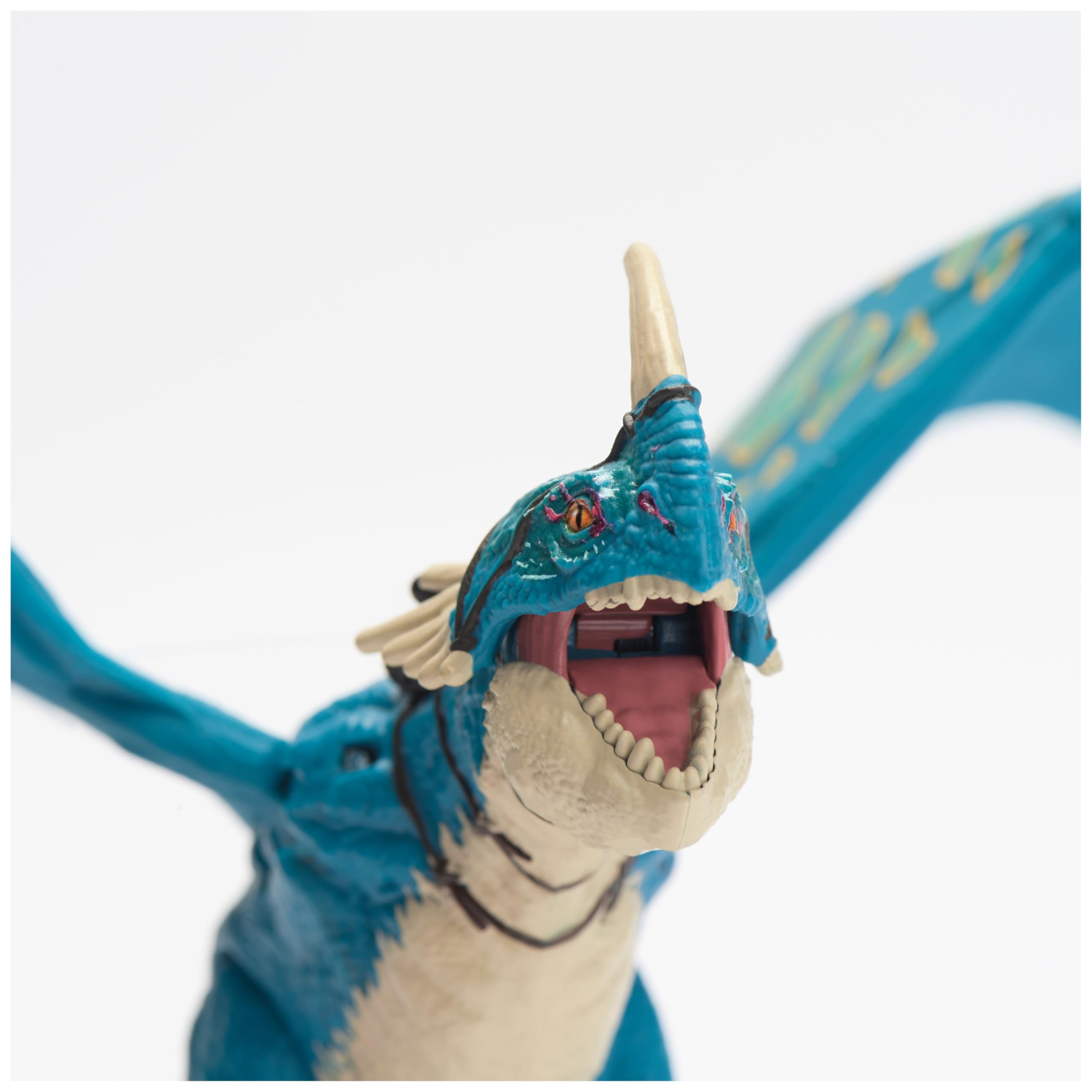 DreamWorks Dragons Deadly Nadder & Astrid Action Figure Set - 25 cm Dragon with 7.5 cm Viking Rider 7