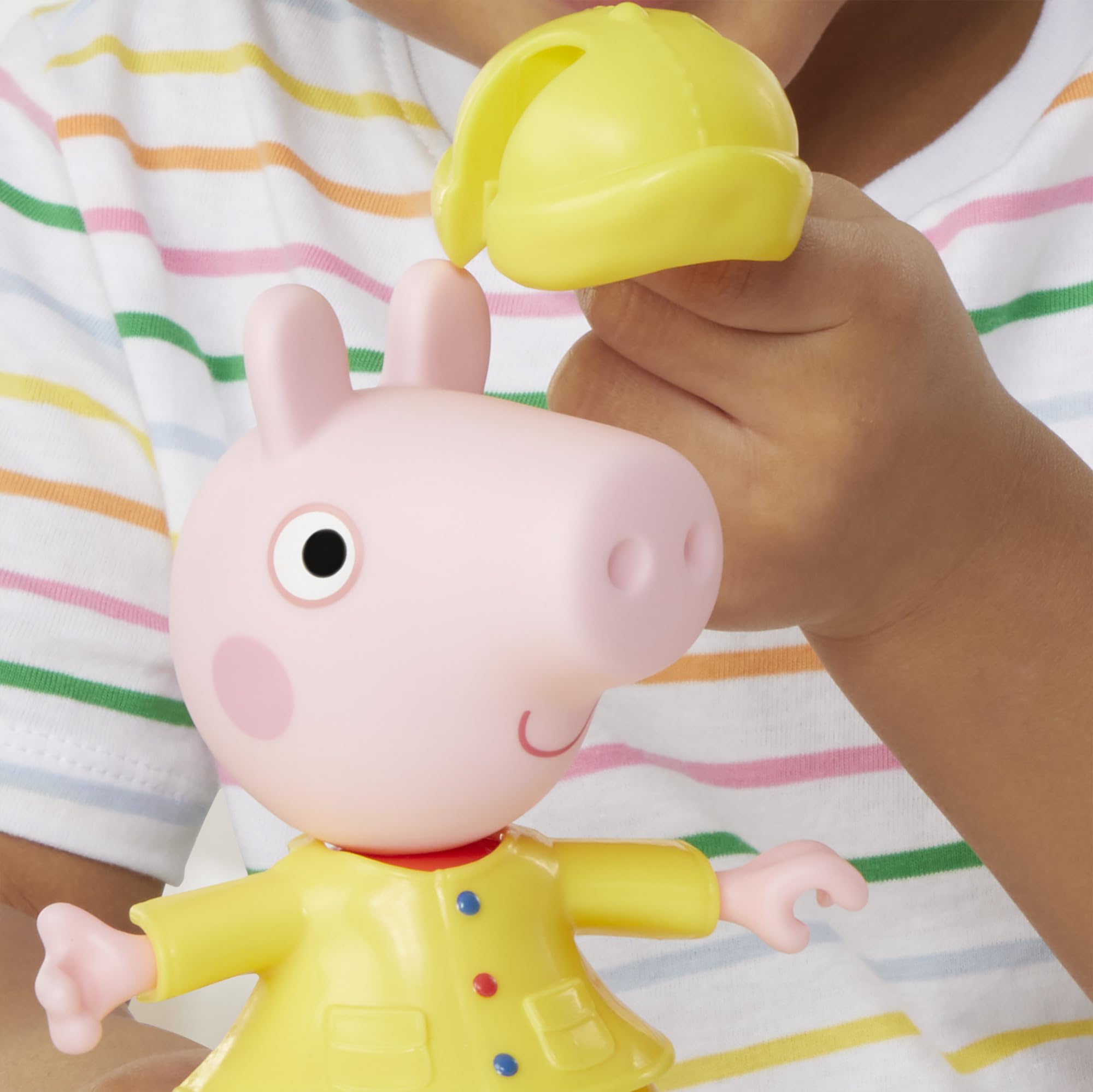 Peppa Pig Dress-Up Figure - 15 cm Doll with 6 Rain & Snow Accessories for Imaginative Play 5