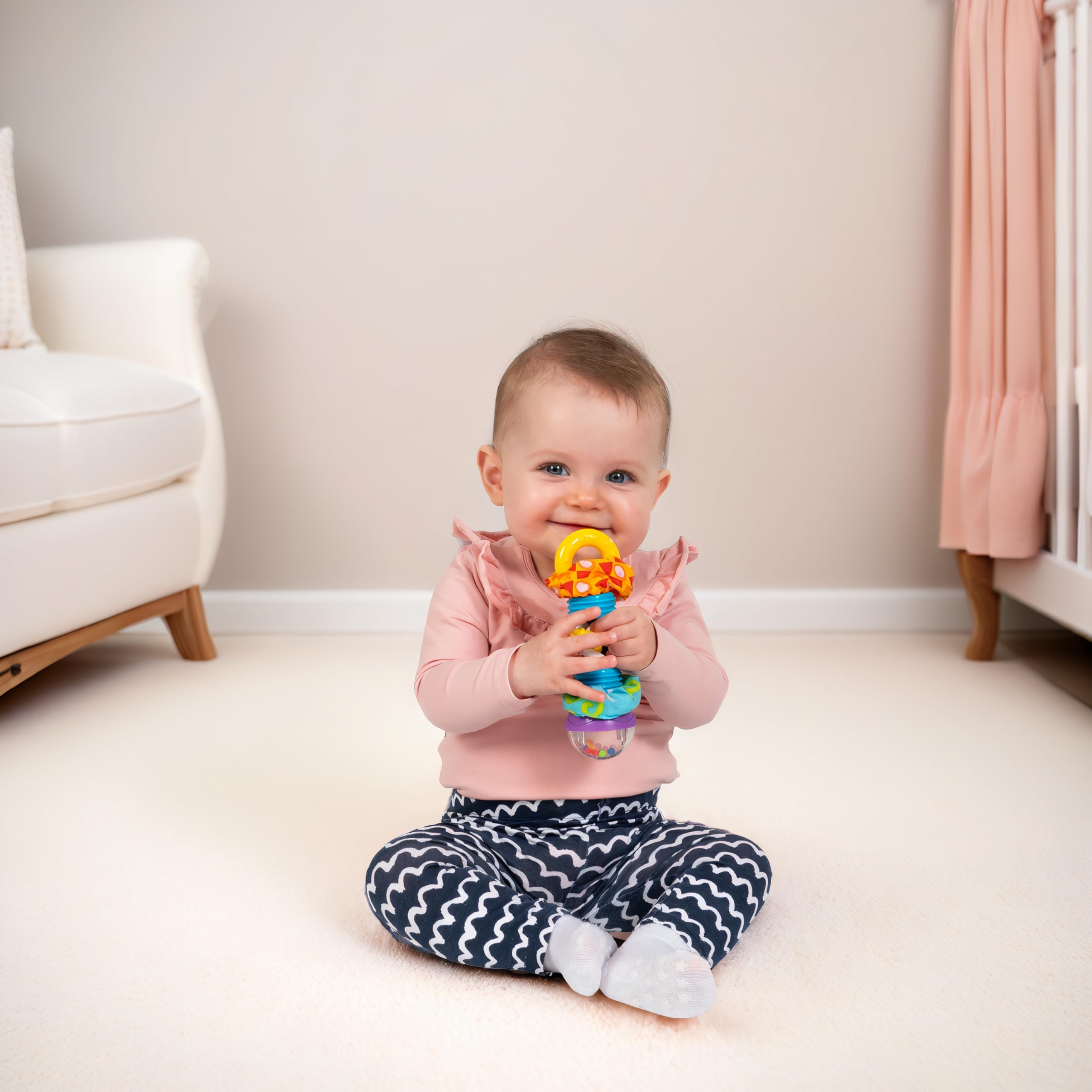 Playgro Rattle Super Shaker - Sensory Toy for Babies 3 Months+ 9