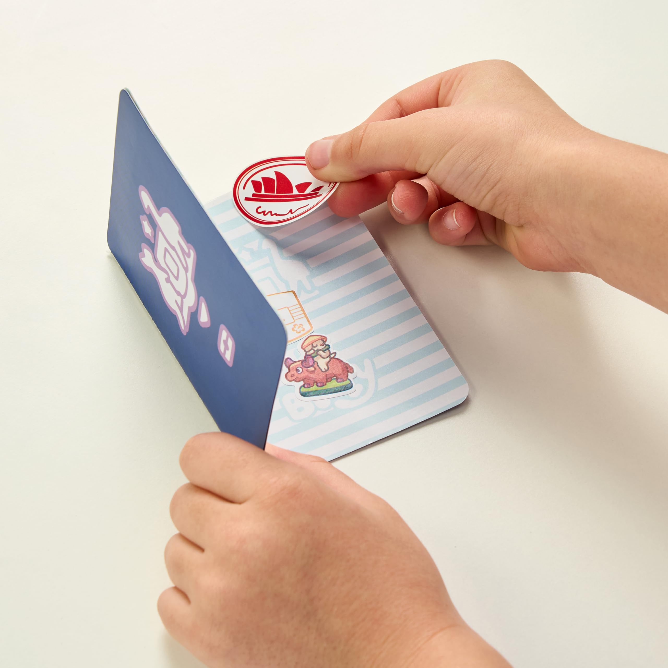 Bluey 3-in-1 Transforming Plane Playset - Transforms to Resort & Boat | 15 Pieces 8