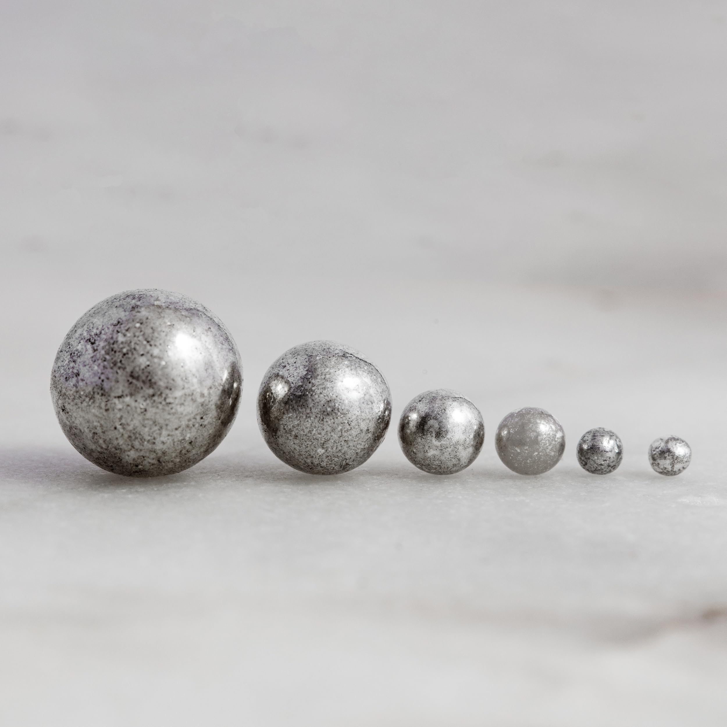 PME - Silver Sugar Pearls Edible Cake Decorations (25g, 2.3mm)