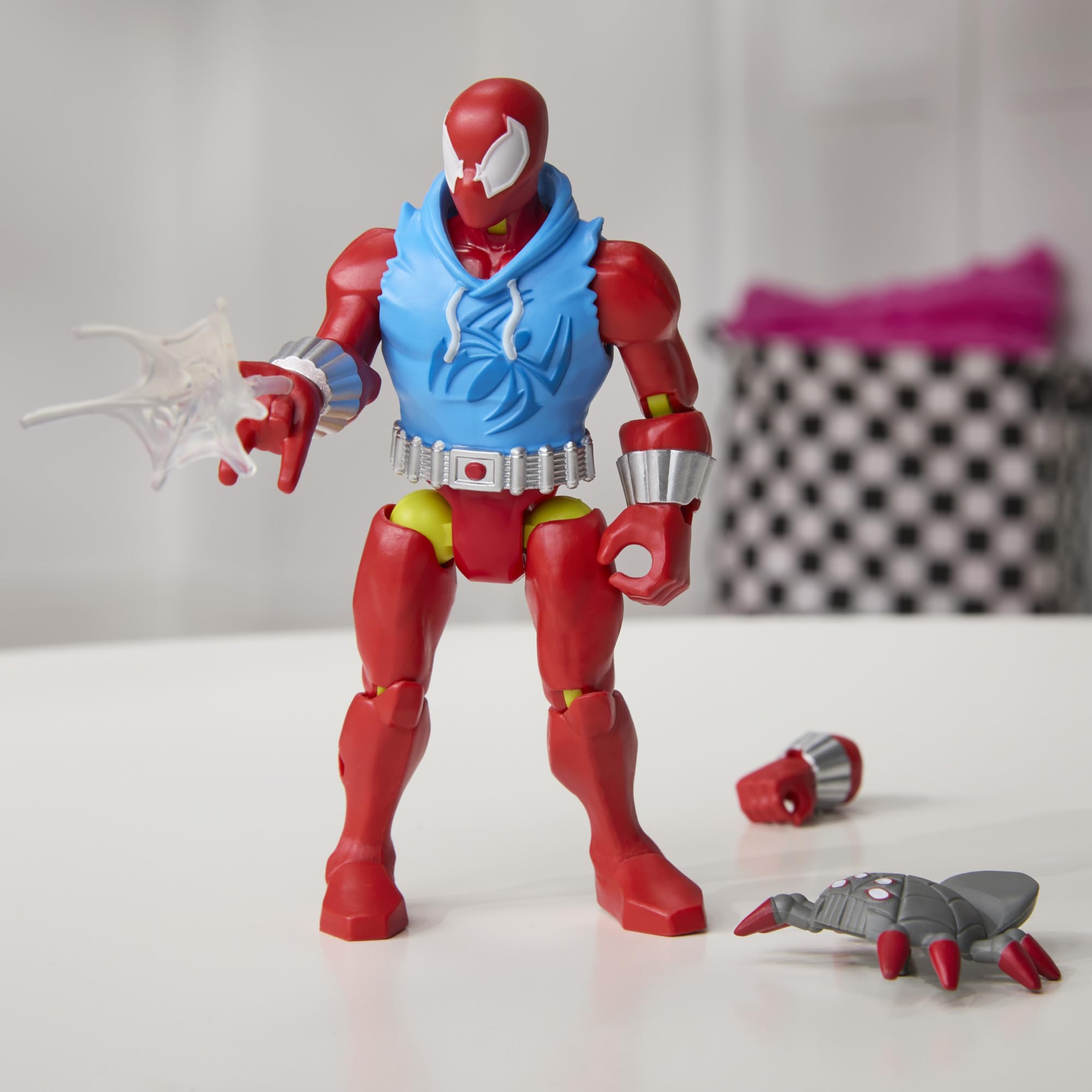 SPIDER-MAN MixMashers Scarlet Spider Action Figure - 5 Inch Scale, Interchangeable Parts | Ages 4+ 9