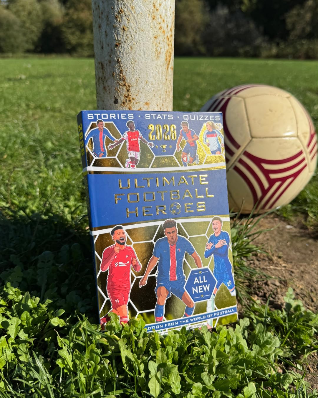 Dino Books Ultimate Football Heroes 2026 Reference Book | Paperback | English | Ages 8-12 4