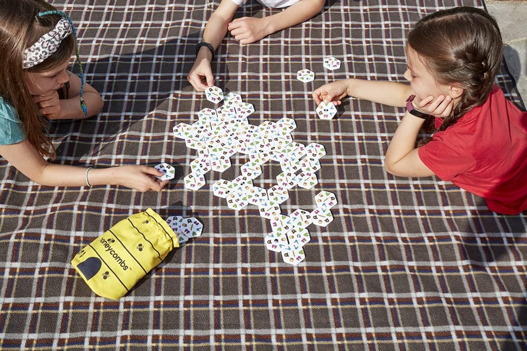 Gibsons Honeycombs Tile Matching Family Board Game 6