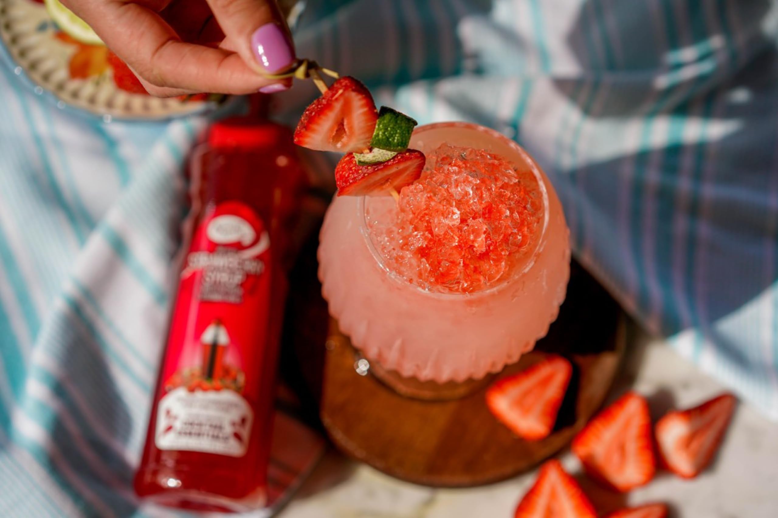 Master of Mixes Cocktail Essentials Strawberry Syrup - Premium Drink Syrup 375ml