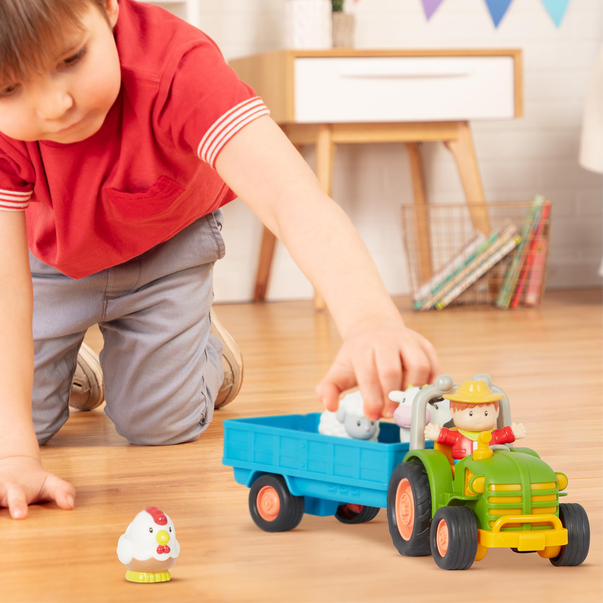 Battat Lights & Sounds Toy Tractor Playset - 7-Piece Farm Animal Set for Toddlers 18 Months+ 6